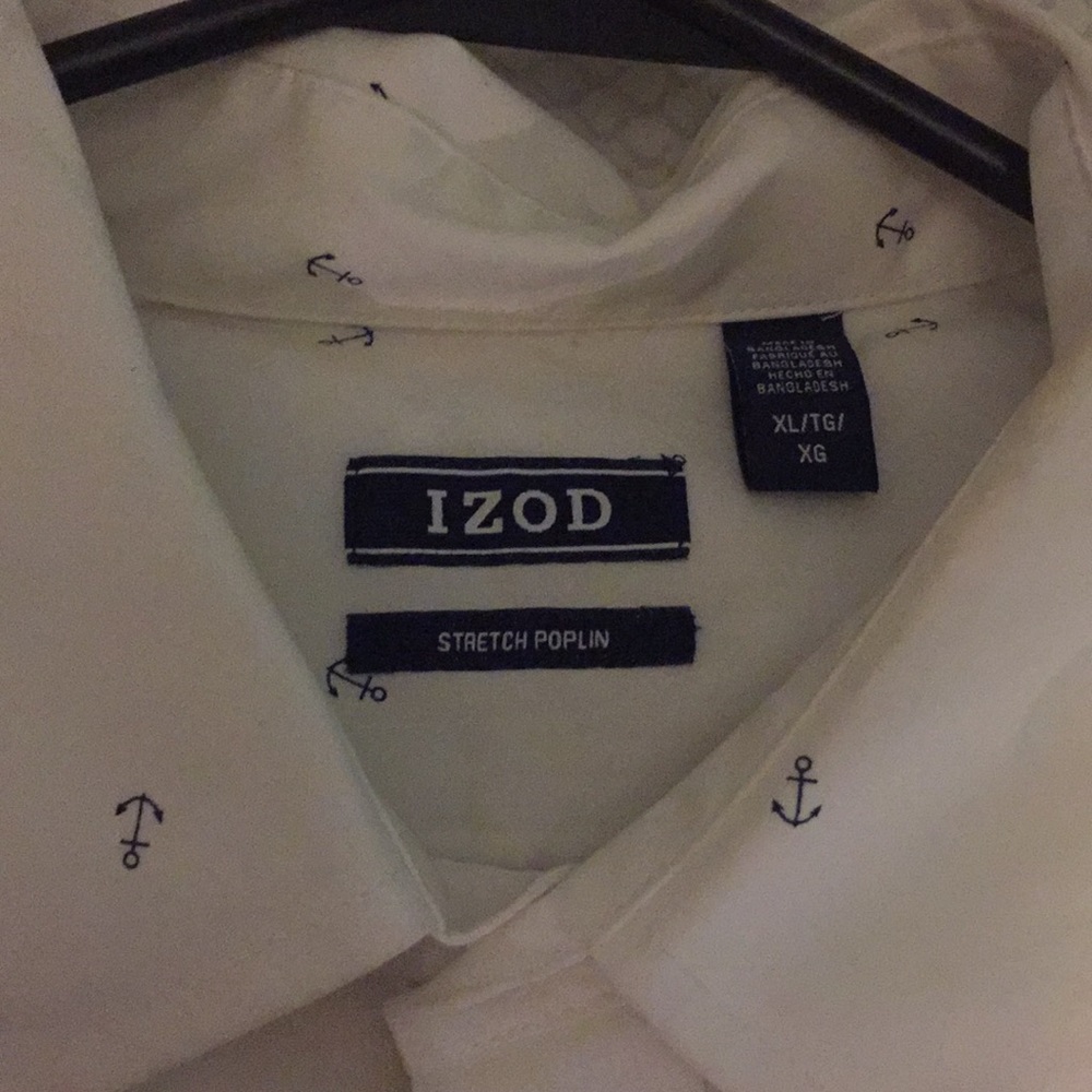IZod button up - Picture 2 of 3